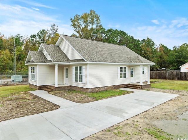 156 Luther Rogers Rd., Marion, SC 29571