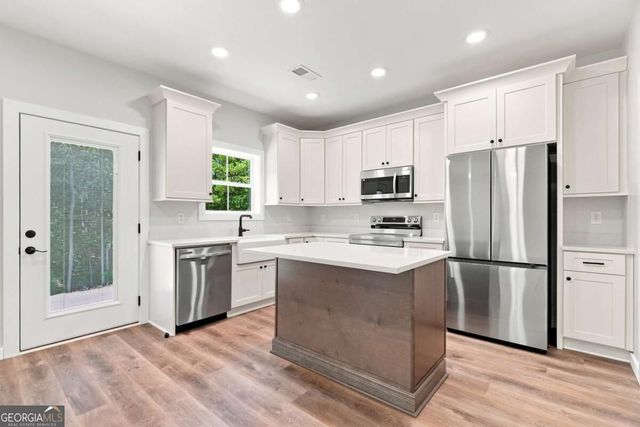 381 Bethel Road, Talking Rock, GA 30175