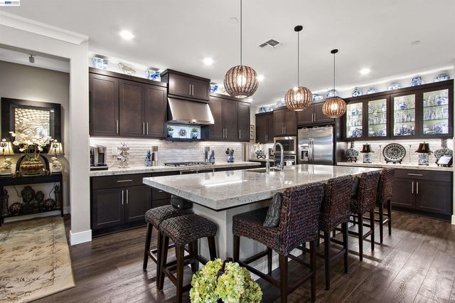 1311 Amalfi Ct, San Ramon, CA 94583