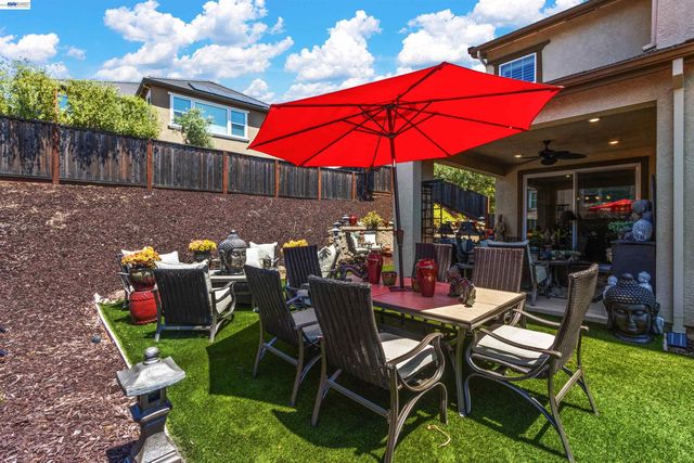 1311 Amalfi Ct, San Ramon, CA 94583