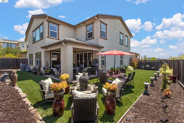 1311 Amalfi Ct, San Ramon, CA 94583