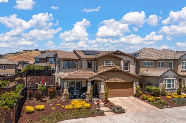 1311 Amalfi Ct, San Ramon, CA 94583