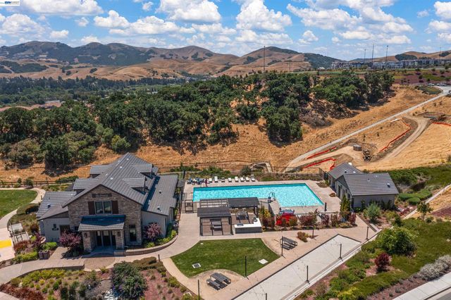 1311 Amalfi Ct, San Ramon, CA 94583