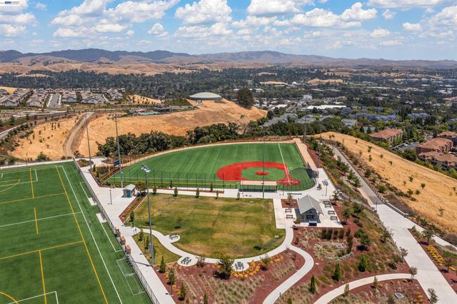 1311 Amalfi Ct, San Ramon, CA 94583