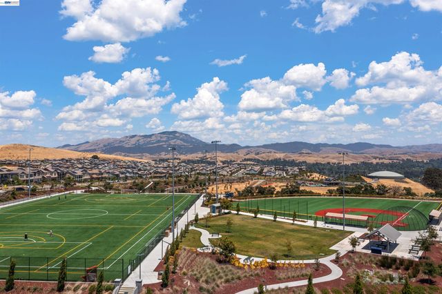 1311 Amalfi Ct, San Ramon, CA 94583