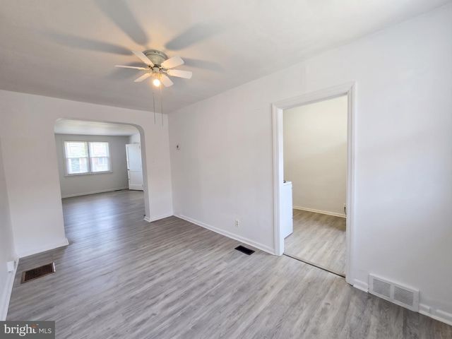 5832 AKRON ST, Philadelphia, PA 19149