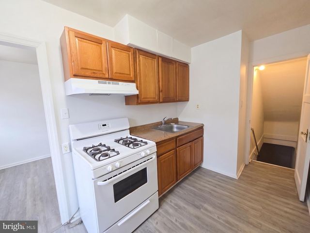 5832 AKRON ST, Philadelphia, PA 19149