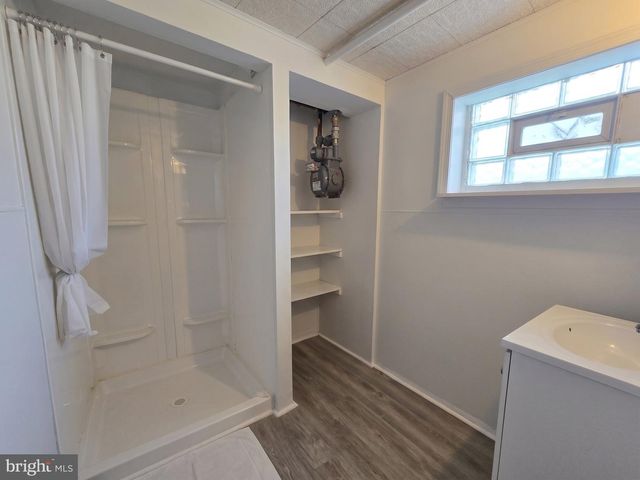5832 AKRON ST, Philadelphia, PA 19149