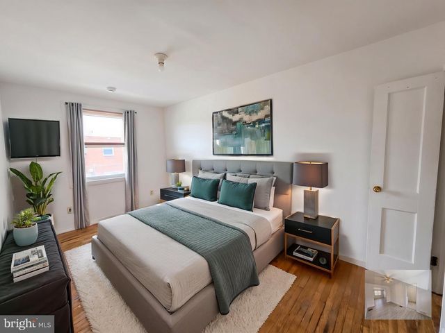 5832 AKRON ST, Philadelphia, PA 19149