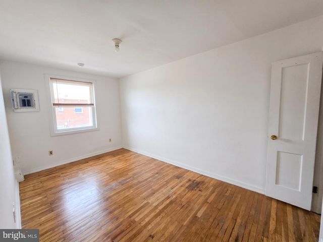 5832 AKRON ST, Philadelphia, PA 19149