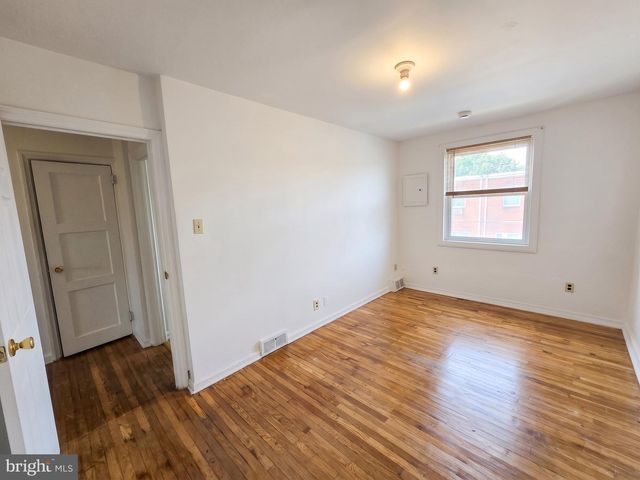 5832 AKRON ST, Philadelphia, PA 19149