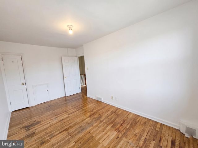 5832 AKRON ST, Philadelphia, PA 19149
