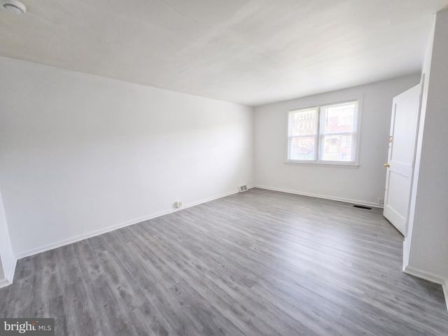 5832 AKRON ST, Philadelphia, PA 19149