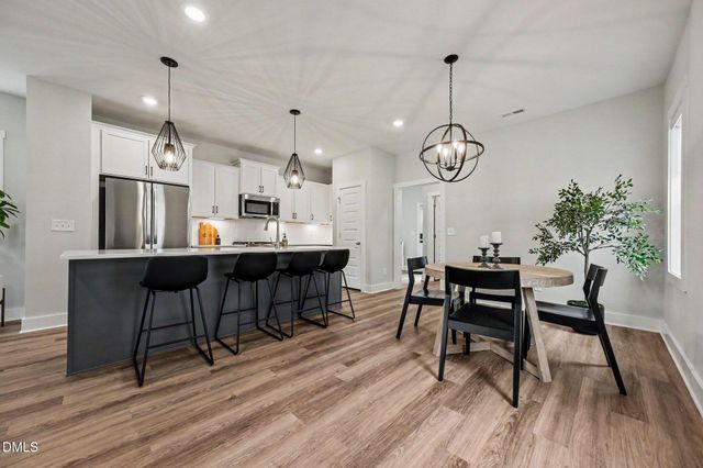 138 Weavers Grove Drive, Chapel Hill, NC 27514