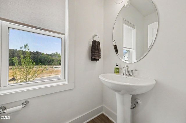 138 Weavers Grove Drive, Chapel Hill, NC 27514