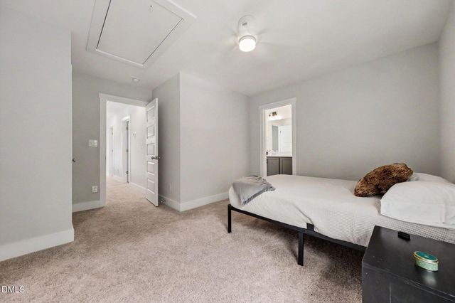 138 Weavers Grove Drive, Chapel Hill, NC 27514