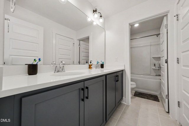 138 Weavers Grove Drive, Chapel Hill, NC 27514