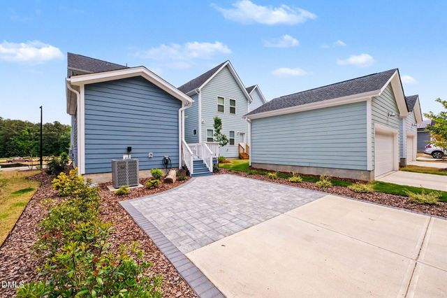 138 Weavers Grove Drive, Chapel Hill, NC 27514