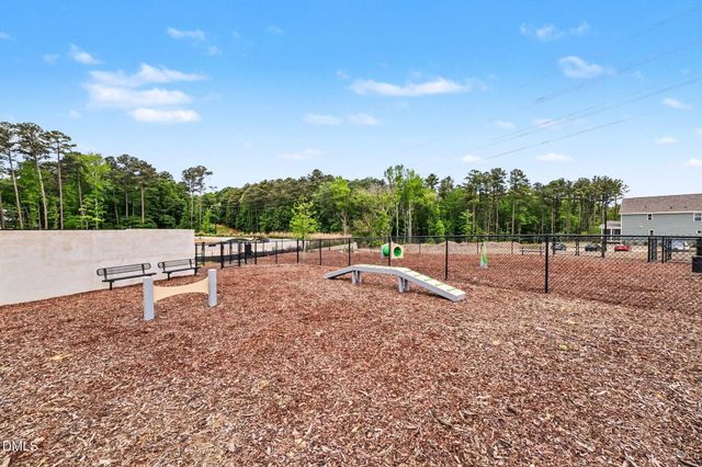 138 Weavers Grove Drive, Chapel Hill, NC 27514