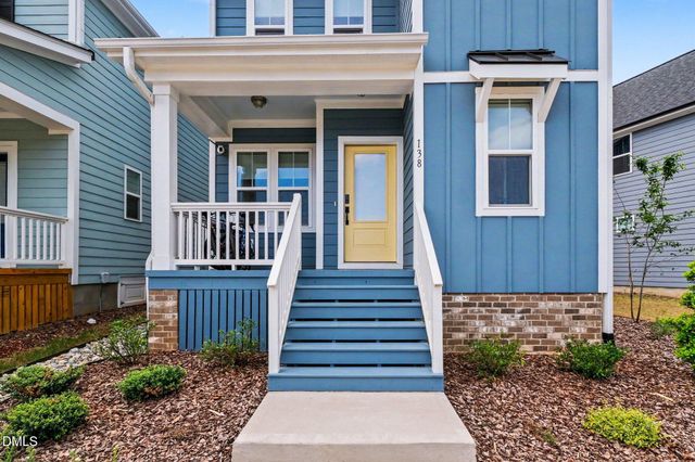 138 Weavers Grove Drive, Chapel Hill, NC 27514