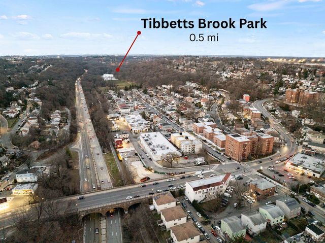 7-2 Wells Park Drive, Yonkers, NY 10705