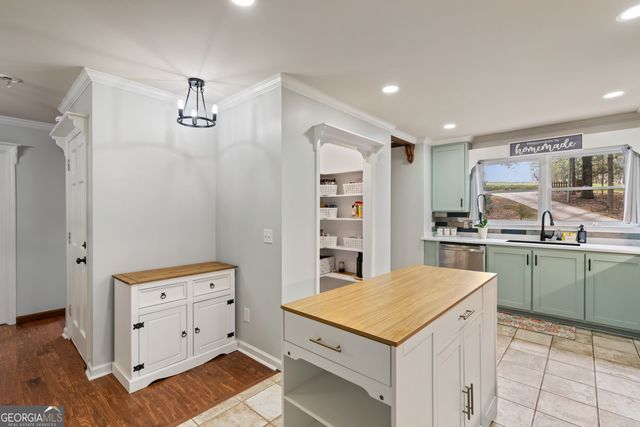 3883 Johnston Road, Winston, GA 30187