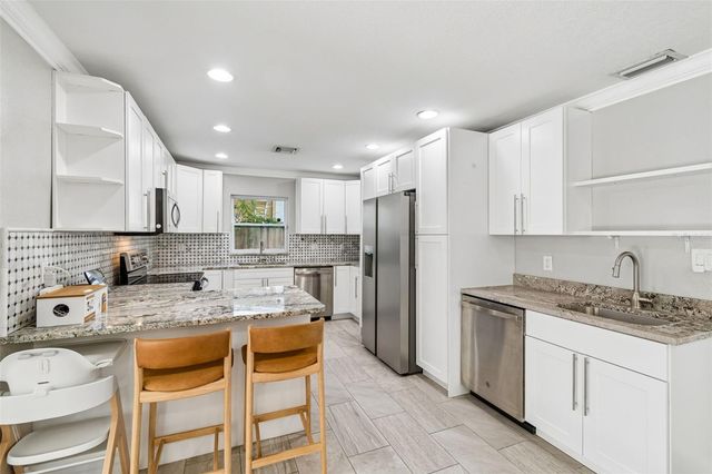12417 N ROME AVENUE, Tampa, FL 33612