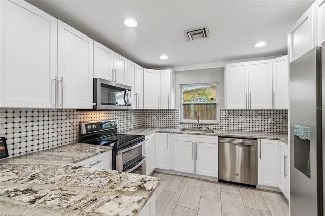 12417 N ROME AVENUE, Tampa, FL 33612