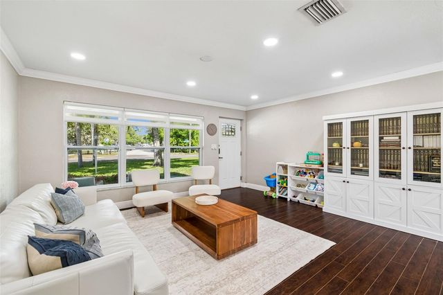 12417 N ROME AVENUE, Tampa, FL 33612