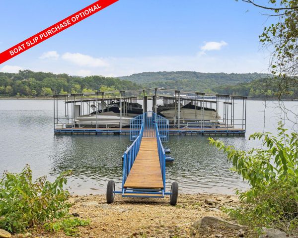 645 Everest Road, Galena, MO 65656