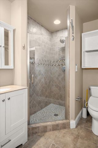 608 W Hazard Rd, Spokane, WA 99208