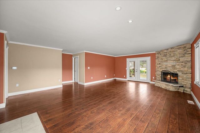 608 W Hazard Rd, Spokane, WA 99208