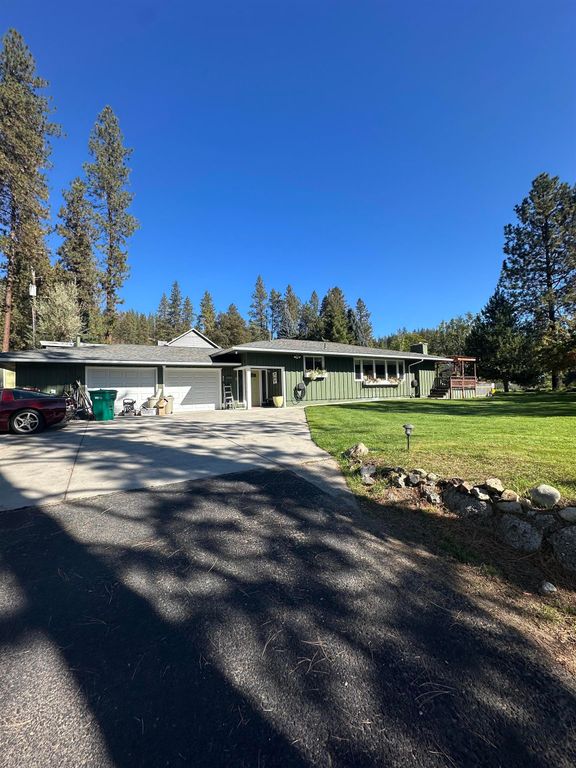 608 W Hazard Rd, Spokane, WA 99208