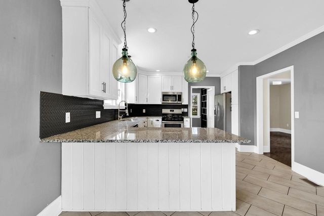 5075 35th STREET, Greenfield, WI 53221