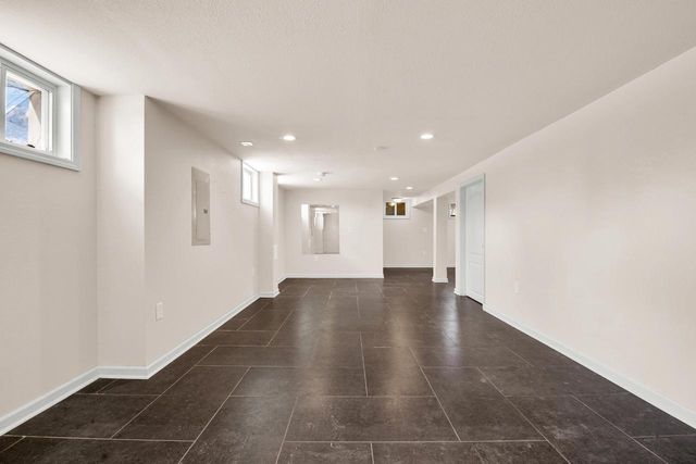 5075 35th STREET, Greenfield, WI 53221