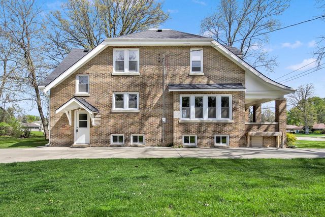 5075 35th STREET, Greenfield, WI 53221