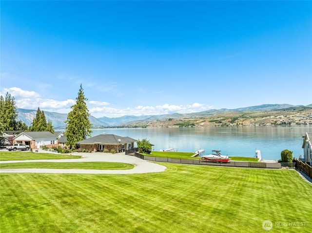 4060 US Highway 97a, Chelan, WA 98816