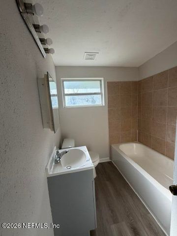 3045 NOLAN Street, Jacksonville, FL 32254