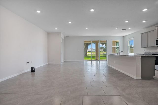 3504 CRESCENT PEAK WAY, Plant City, FL 33565