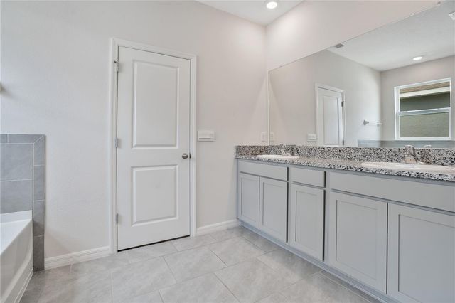 3504 CRESCENT PEAK WAY, Plant City, FL 33565
