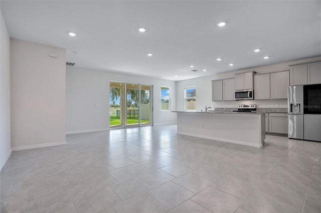 3504 CRESCENT PEAK WAY, Plant City, FL 33565
