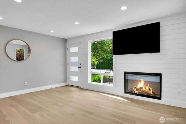 5533 149th Place SW, Edmonds, WA 98026