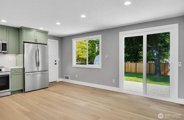 5533 149th Place SW, Edmonds, WA 98026