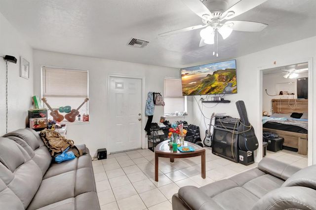 3063 Floweva Street A, West Palm Beach, FL 33406