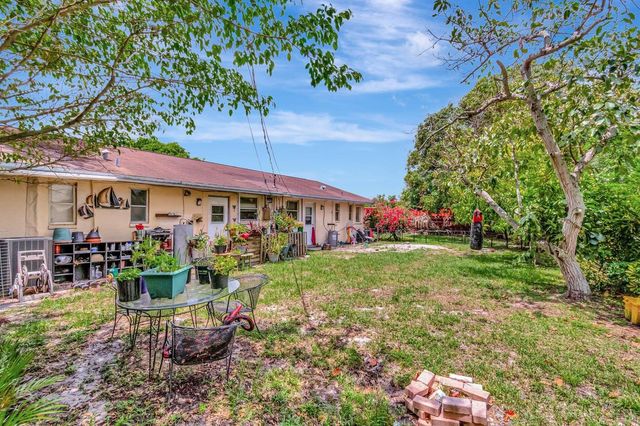 3063 Floweva Street A, West Palm Beach, FL 33406