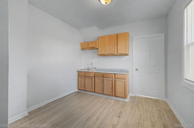 3799 Pingree Street, Detroit, MI 48206