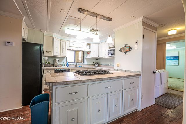 5702 W Circle Z Street, Tucson, AZ 85713