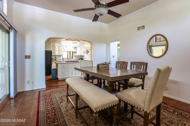 5702 W Circle Z Street, Tucson, AZ 85713