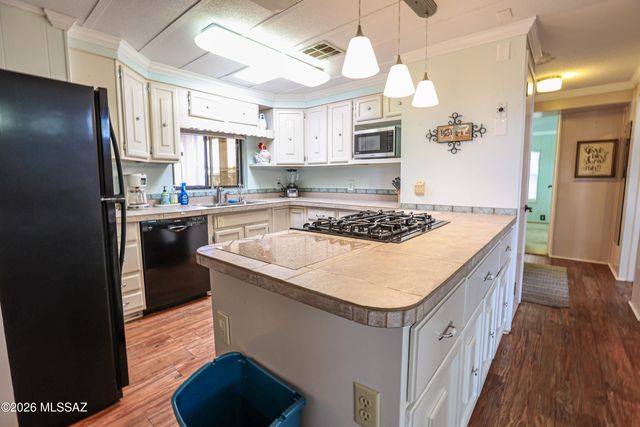 5702 W Circle Z Street, Tucson, AZ 85713