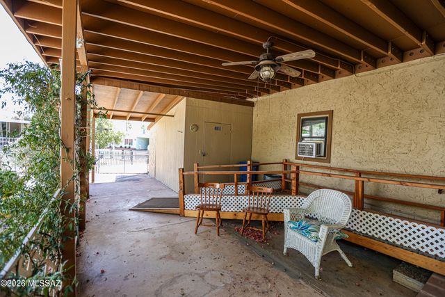 5702 W Circle Z Street, Tucson, AZ 85713